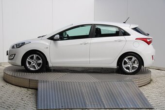 HYUNDAI i30 Family 1,6 MPi - 2