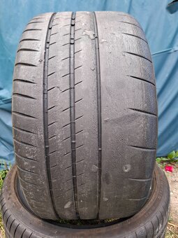 Ponúkam 2 letné pneumatiky Michelin Pilot 285/30 R20 - 2