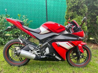 YAMAHA YZF R125 2009 11kW a1 od 16 rokov - 2