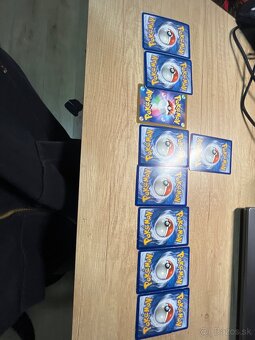 Pokemon Karty - 2