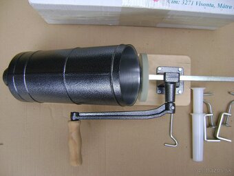 PLNICKA  NA  KLOBASY - 2