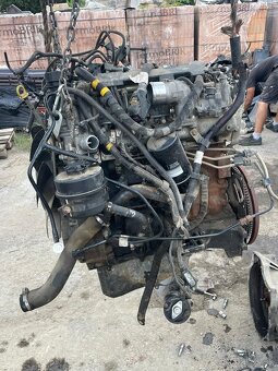 Iveco daily 65c18 3,0d 180kw - 2