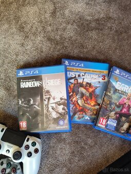 PS4 pro s Hrami a ovládačmi - 2