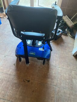 Invalidný elektrický vozik - 2