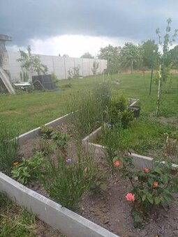 Rodinný dom na pozemku 9,5á v tichej časti obce Padáň - 2