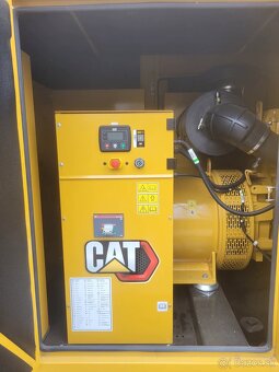 Elektrocentrála Caterpillar 550 kVA na prenájom - 2