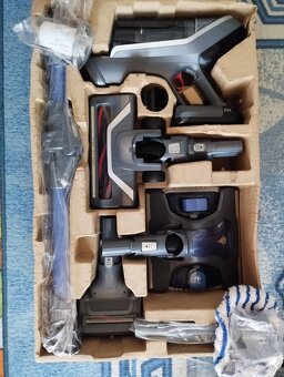 Tycovy vysavac Tefal X force flex - 2