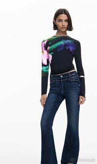 Dámske tričko Desigual - 2