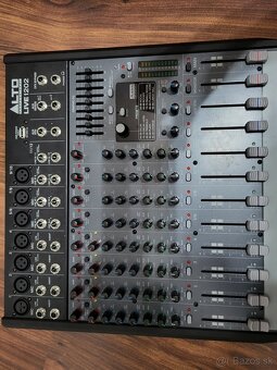 Alto mixpult live1202 - 2