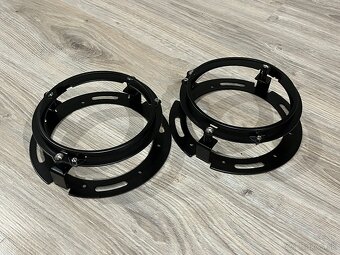 Držiaky svetiel - 143mm - 2