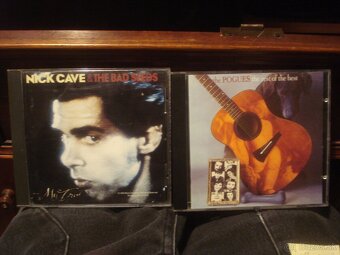 CD N.CAVE B.SOUTH HENDRIX OLDFIELD RAMONES CLASH S.MINDS REM - 2