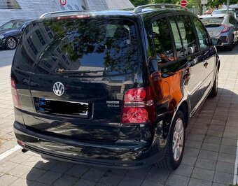 Volkswagen Touran 2.0 Benzín+CNG s LPG 7Miestne - 2