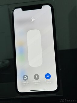 Predám Apple iPhone XS 256GB Black Bežne známky používania - 2