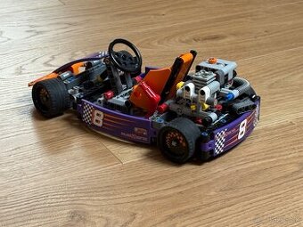 Lego Technic - Pretekarska autokara (42048) - 2