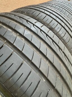 Letné 245/40 R19 2023 4x=250e - 2