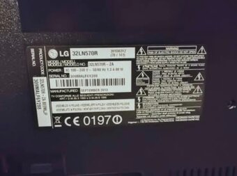 Predám LED televízor LG 82cm - 2
