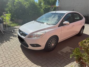 Ford focus mk2 facelift 1.6 benzín 74kw - 2