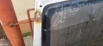 Zadne kufrové dvere na Pajero 3 3.2 DiD ročník 2003 - 2
