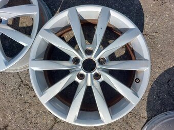 ELEKTRÓNY VW R17 5X112 7JX17 ET49 5G0601025BF - 2