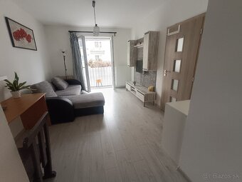 2izbový byt tehla po rekonštrukcii Staré Mesto Žilina Holléh - 2