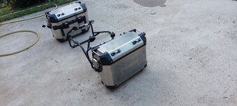 Honda kufre Africa twin - 2