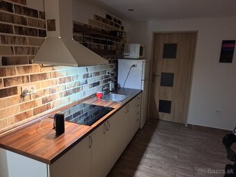 Na predaj rodinný dom - Želiezovce - 2