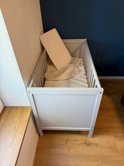 Detská postieľka Ikea Sundvik + matrac a chránič - 2