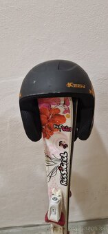 Detské dievčenské lyže s príslušenstvom. - 2