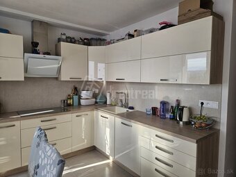 Predaj - 4-izb. - Pekný 4-izbový byt po rekonštrukcii… - 2