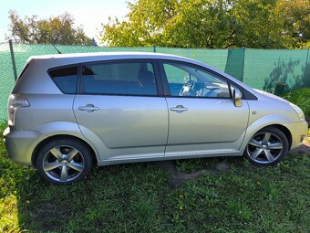 Corola verso 7miest 2.2d4d 100kw - 2