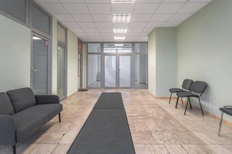Predaj komerčných / kancelárskych priestorov v Petržalke - 2
