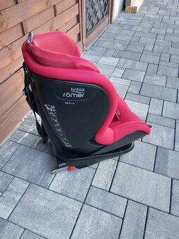 Britax Römer Trifix 2 i-Size - 2