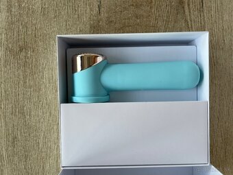 Laserový epilátor Foreo Peach 2go - 2