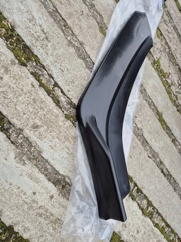 Univerzálny predný nárazníkový splitter (lip) - 2