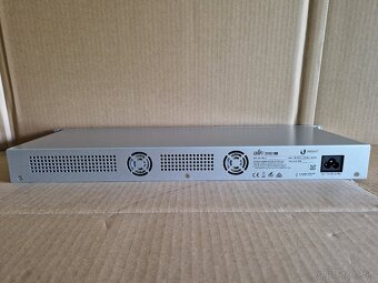 UniFi Security Gateway USG-PRO-4 - 2