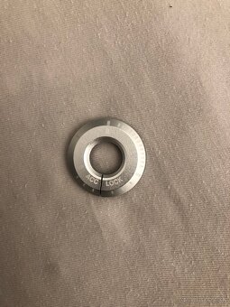 Dekoratívna nálepka na kľúč - 2