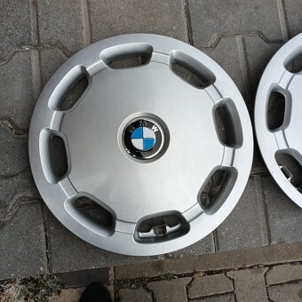 Predám original Puklice BMW-E30 R14 [r.1990] 36131180667 - 2