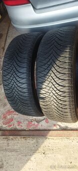 celoročné pneumatiky 215/45 R 18 - 2