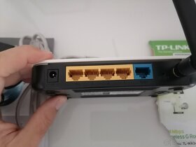 Predám WIFI modem Router Tp-link TL-WR340GD - 2