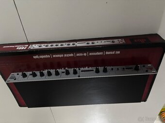 Predzosilňovač Harman dbx286s - 2