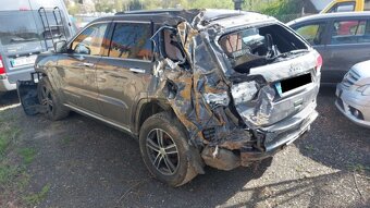 Jeep Grand Cherokee 3.0 CRD 184 KW / DÍLY Z VOZU - 2