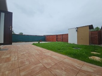 NA PRENÁJOM MALÝ DOMČEK SO ZÁHRADOU A PARKOVANÍM - 2