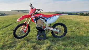 Elektrická Motorka Honda CRE - 2