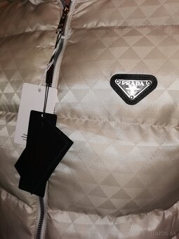 Predám zimnú bundu Prada – béžová, veľkosť L/XL - 2