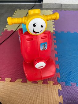 Odrazadlo fisherprice - 2