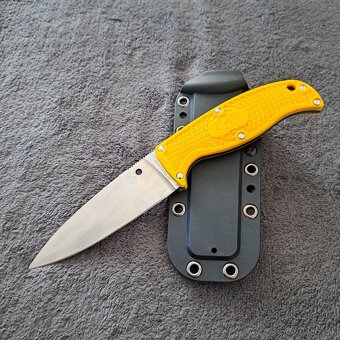 Spyderco Enuff - 2