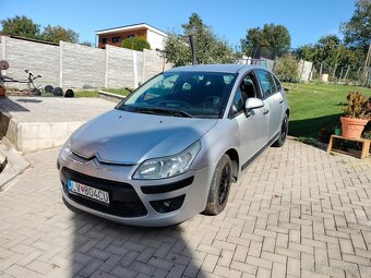 Predám Citroen C4 1.4 benzin - 2