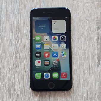 iPhone SE 2020 (64 GB, čierny) - 2