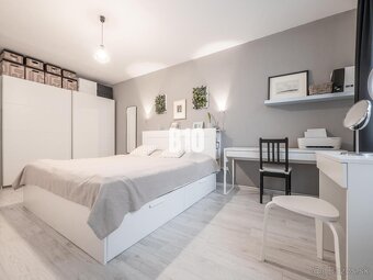 Veľký 3-izbový byt- 2x balkón- Klimatizácia - 2