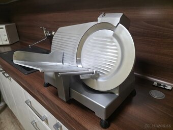 Narezovy stroj GM 275 - 2